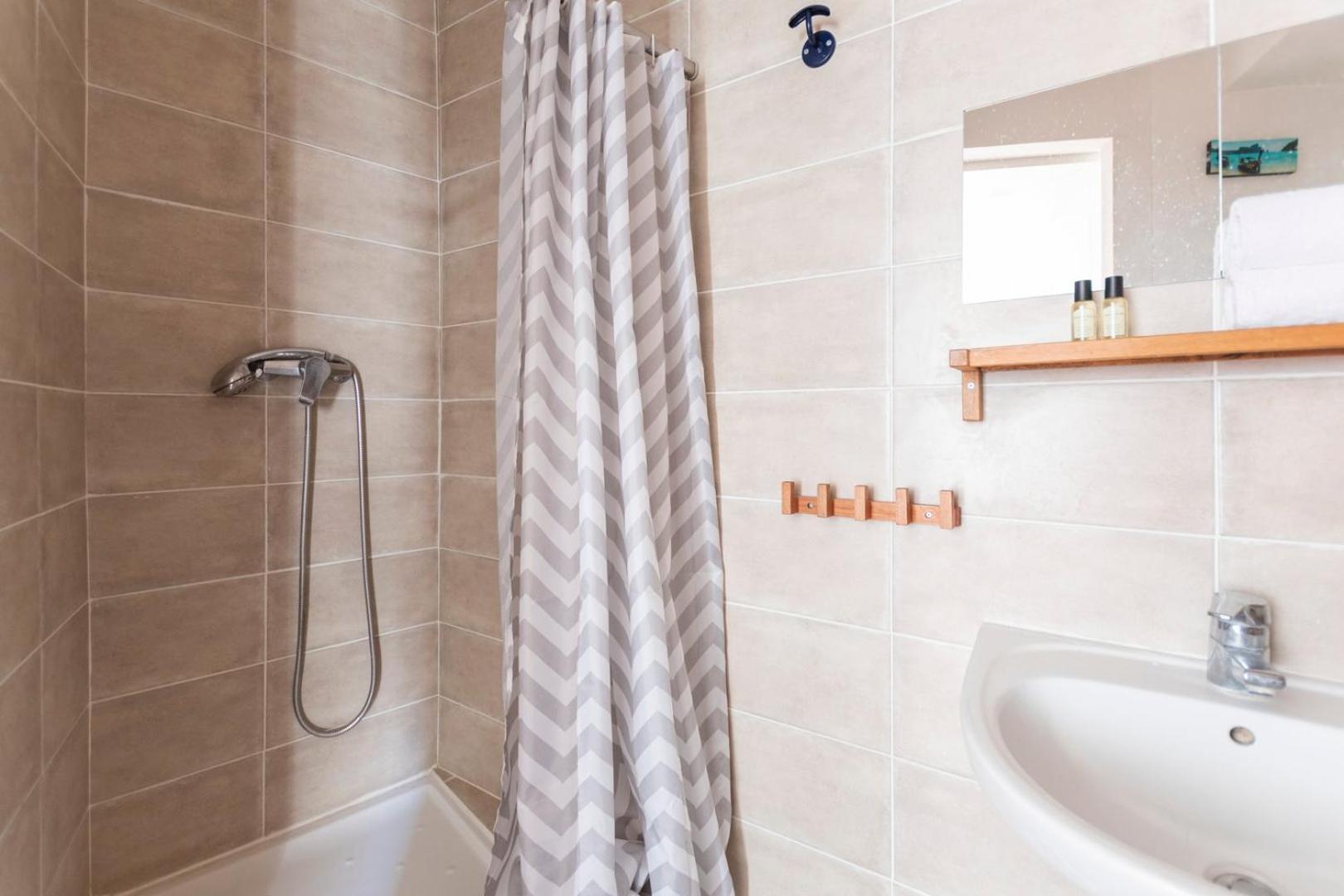 GuestReady - Humble Apartment near Montparnasse Paris Exteriör bild